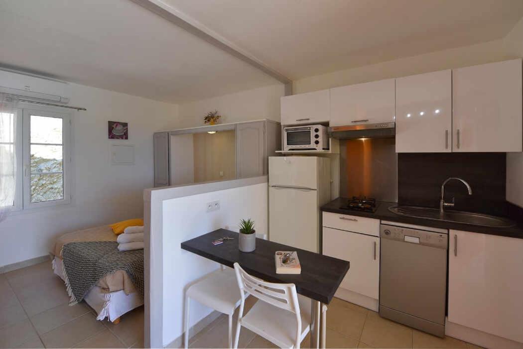 Residence Arinella Farinole Exterior photo